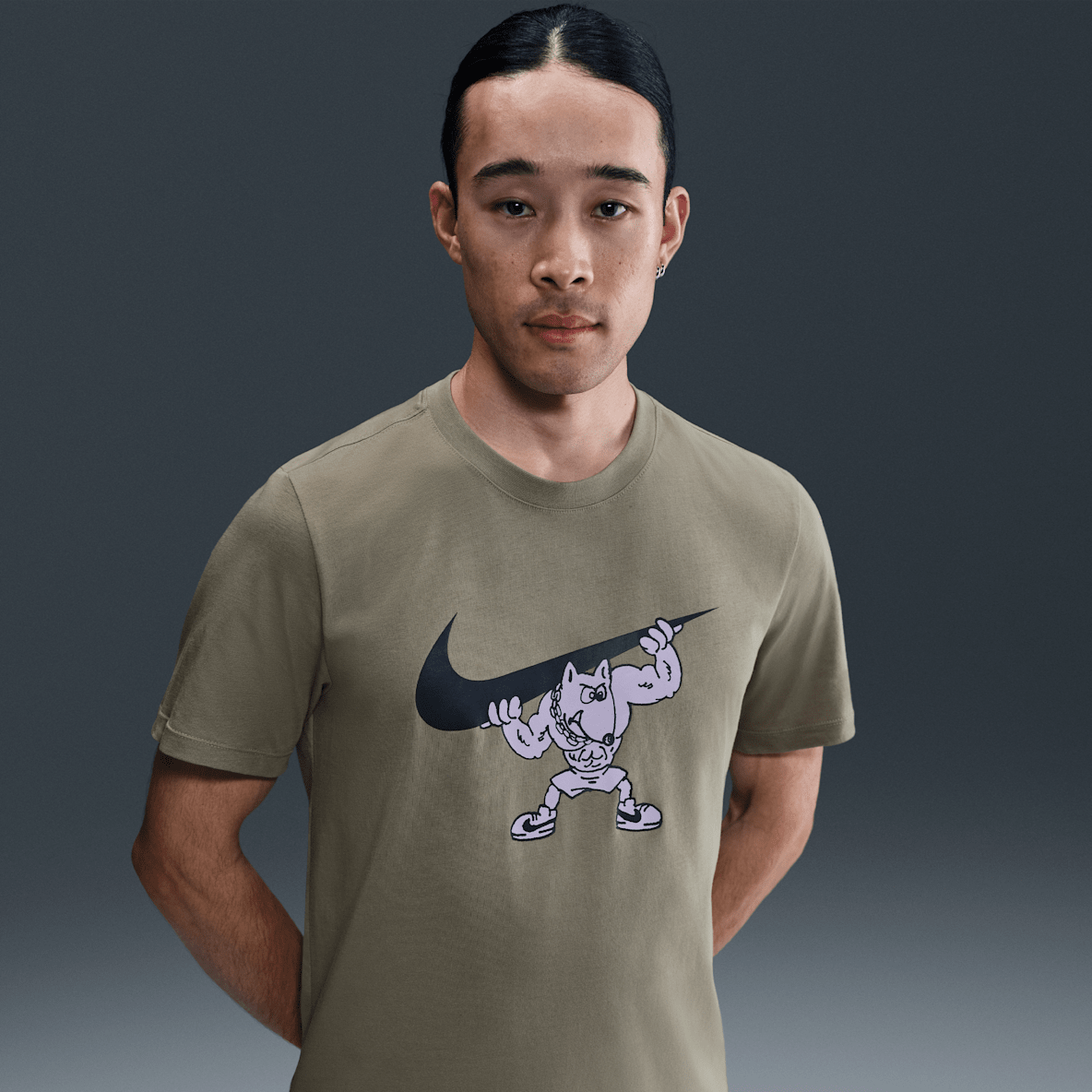 NIKE公式】ナイキ メンズ フィットネス Tシャツ.オンラインストア